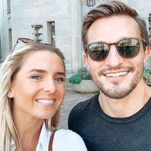 Meet your Posher, Maxwell